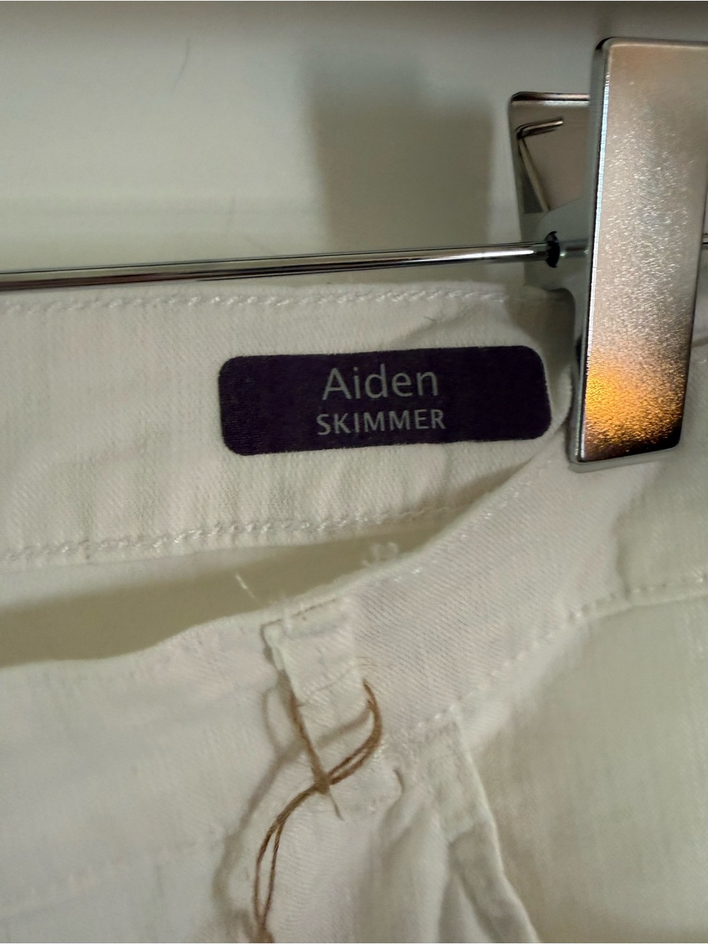 Gloria Vanderbilt Aiden Sloan White Casual Bahama shorts Crop pants Y2K boho - Picture 3 of 7